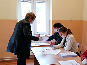 До 9 часова излазност 9,9%