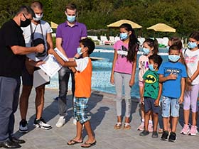 Спремни да самостално запливају