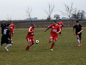 Пећиначки клубови половично успешни