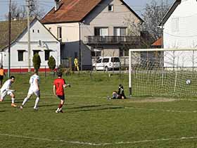 Извештаји са фудбалских утакмица пећиначких клубова