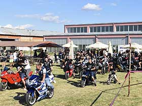 Дружење уз бајкерске игре, музику и гулаш