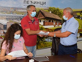 Грађевински материјал за 8 породица