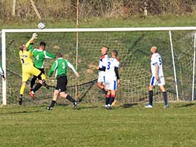 Срем се учврстио на врху табеле