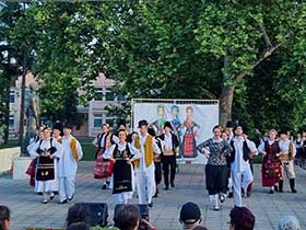 Пећиначки фолклораши наступили у пуном саставу