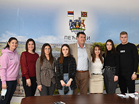 Општина Пећинци стипендира 23 студента