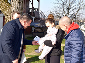 Општина наставља са подршком за бебе и у овој години