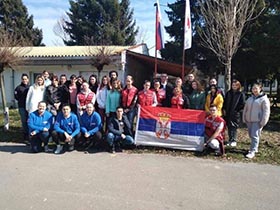 Пећиначки волонтери на обуци за вршњачке едукаторе