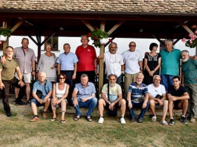 Почела 13. Ликовна колонија у Купинову