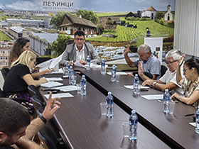 Одржана седница Општинског већа