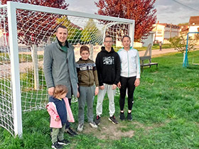 Заједничким снагама уређено игралиште Пеђа Гајић