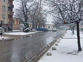 Путеви проходни, али неопходан опрез