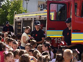 Едукација кроз дружење