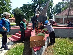 Центар Огара засијао пред празнике