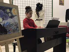 Тошини ђаци свирали у част свих жена