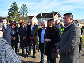 ВУЈОВИЋ: Радимо на 78 километара недостајуће канализације у општини Пећинци