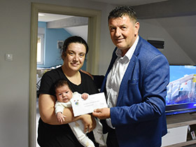 Добродошлица од 40 хиљада динара за 49 нових становника наше општине