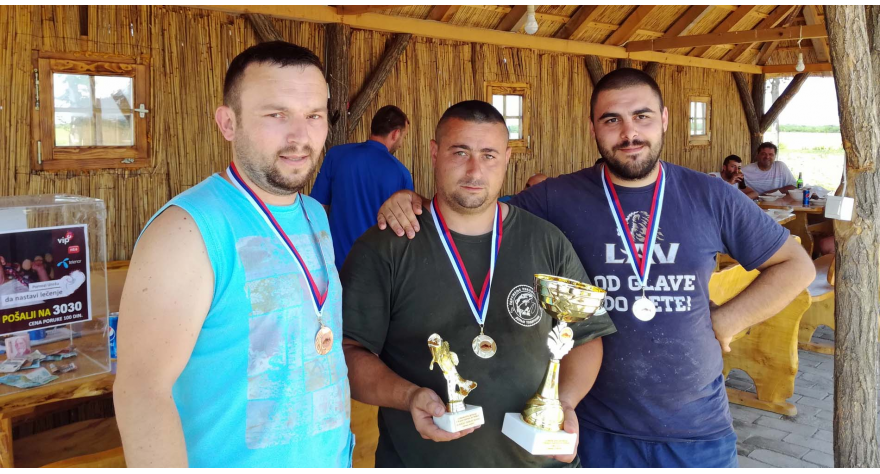 Риболовци пецали за Уроша