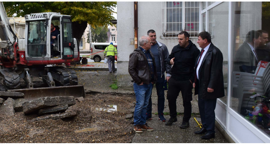 Нови трг биће украс Пећинаца