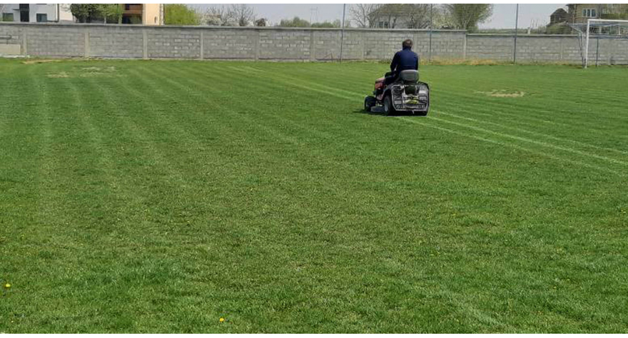 Редовно одржавање терена и током вандредног стања