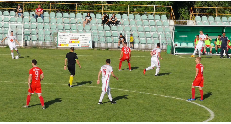 Извештаји са фудбалских утакмица и шаховских мечева пећиначких клубова