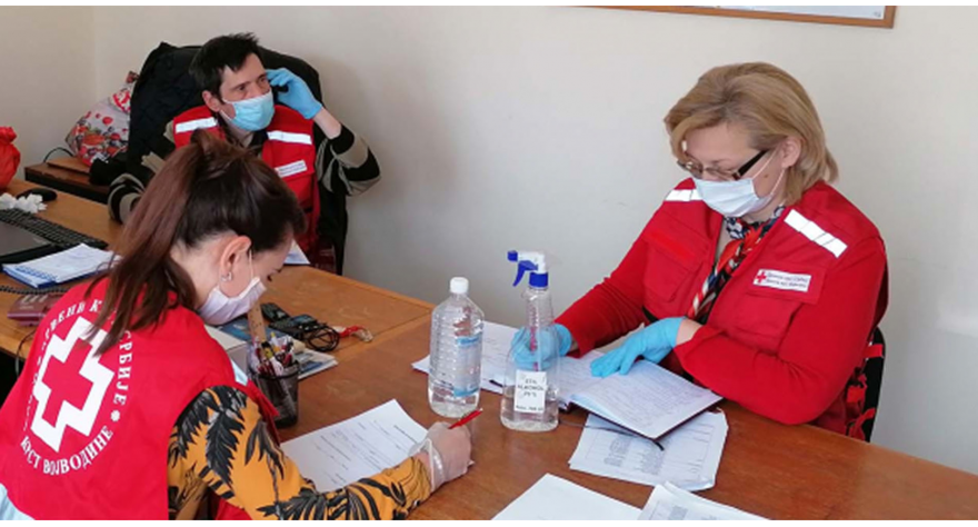 Добровољни даваоци приоритет за вакцинацију