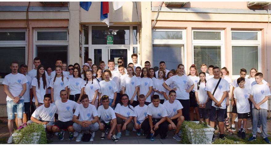 Бесплатно летовање за 52 најбоља ученика