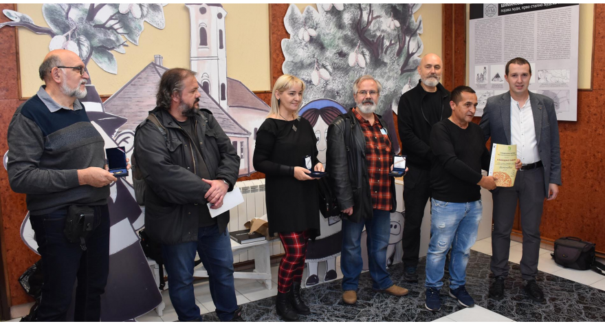 Општина Пећинци виђена оком уметничких фотографа