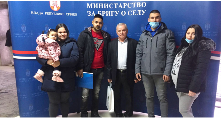 Скућиле се још две младе породице у општини Пећинци