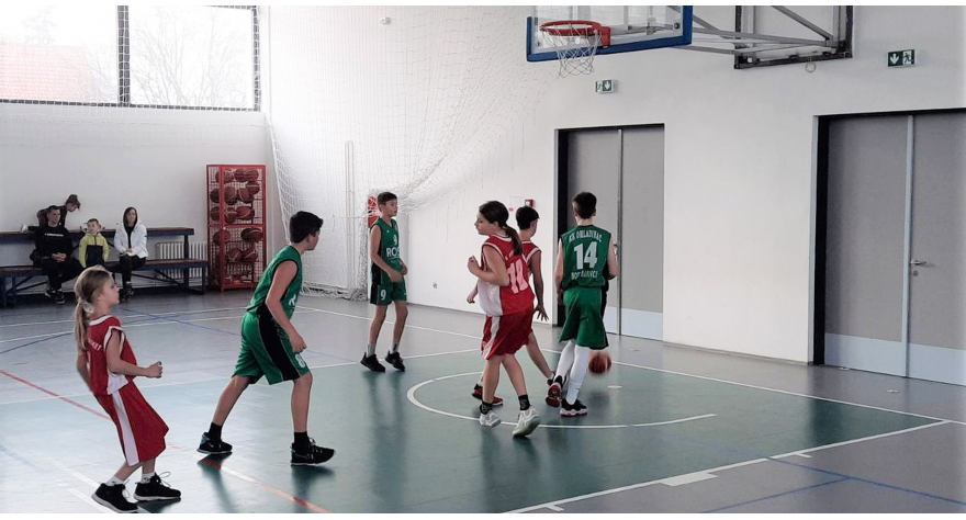 Половичан успех Пећинчана