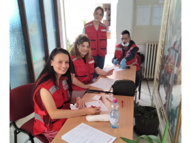 Волонтерке ЦК Пећинци