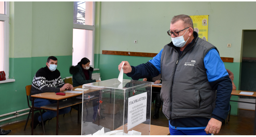 До 13 часова гласало 21,13 % гласача