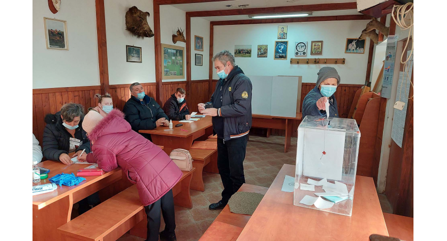 Сва бирачка места отворена на време