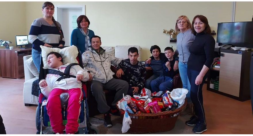 Пуна корпа дарова