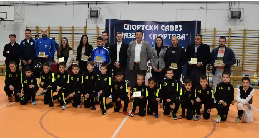 Круна достигнућа на спортским борилиштима