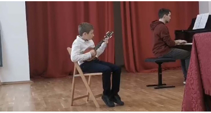 Две награде за пећиначке тамбураше