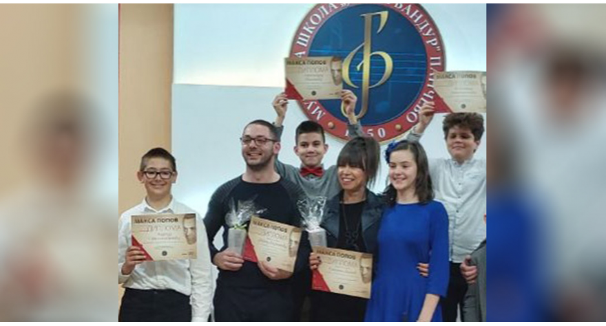 Прва награда за младог пећиначког тамбураша