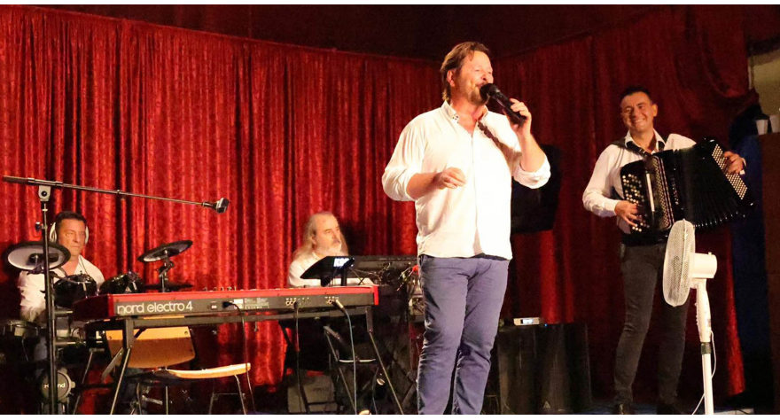 Концертом у Шимановцима завршено Пећиначко културно лето 