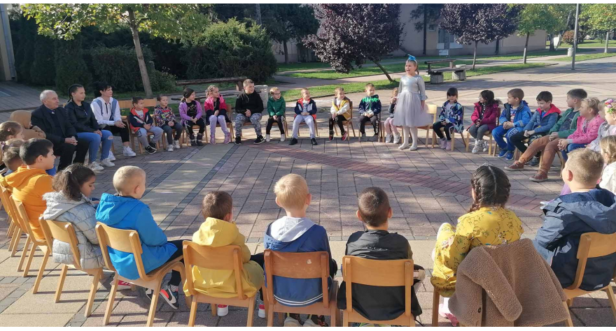 Бајке за предшколце на пећиначким шеталишту