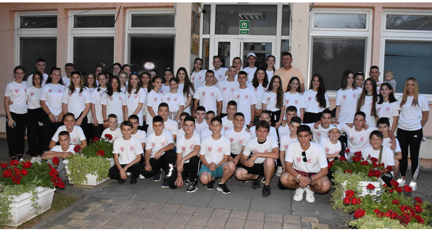 Друга група деце отпутовала на наградно летовање