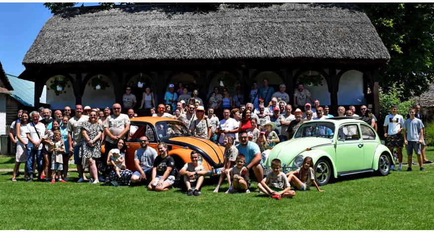 Бус-буба скуп окупио преко 60 возила