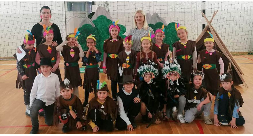 Принцеза мира обрадовала и малишане у Купинову и Шимановцима