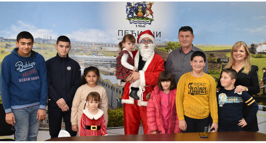 Ђокић: Желимо да сва деца подједнако осете радост празника