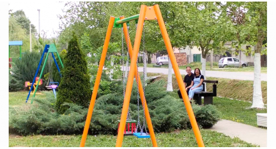 Велика акција уређења дечјег паркића у Купинову