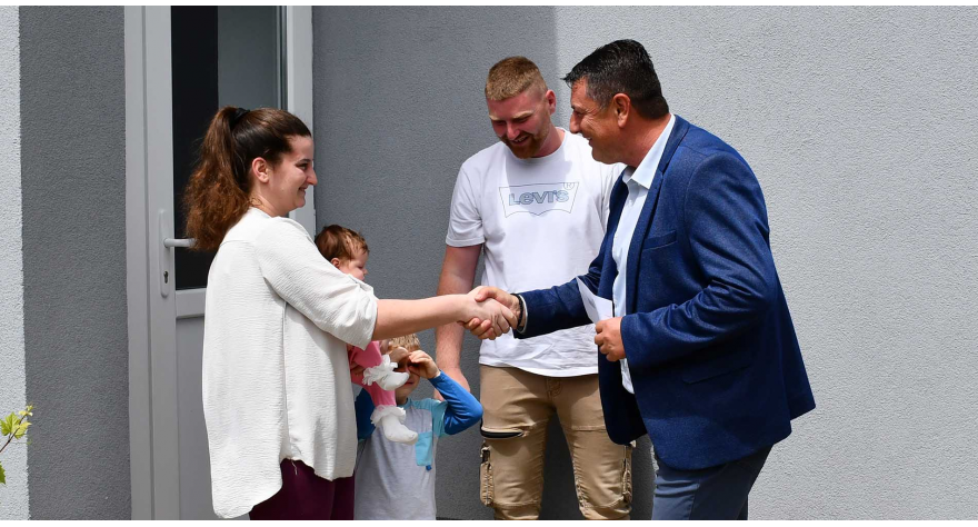 Добродошлица за 62 бебе (Видео)