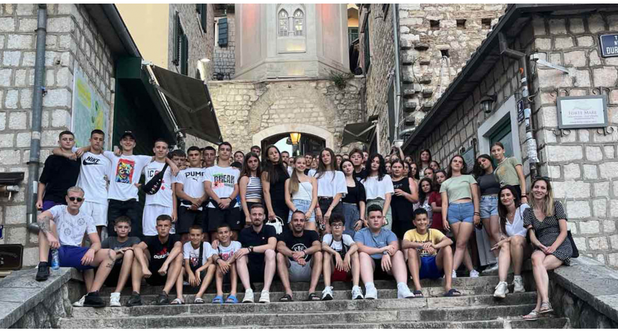 Опуштено, а активно и едукативно