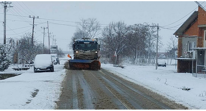 Путеви проходни, али неопходан опрез