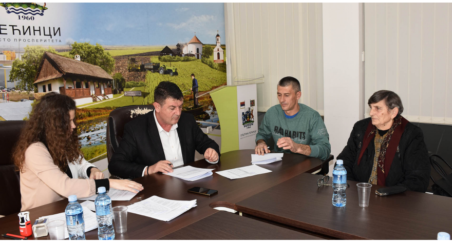 Грађевински материјал за још пет избегличких породица