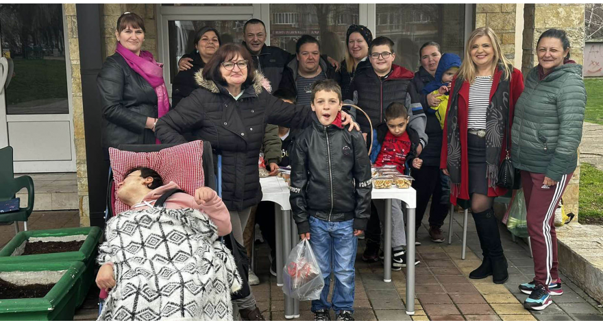 Први осмомартовски базар корисника Дневног боравка