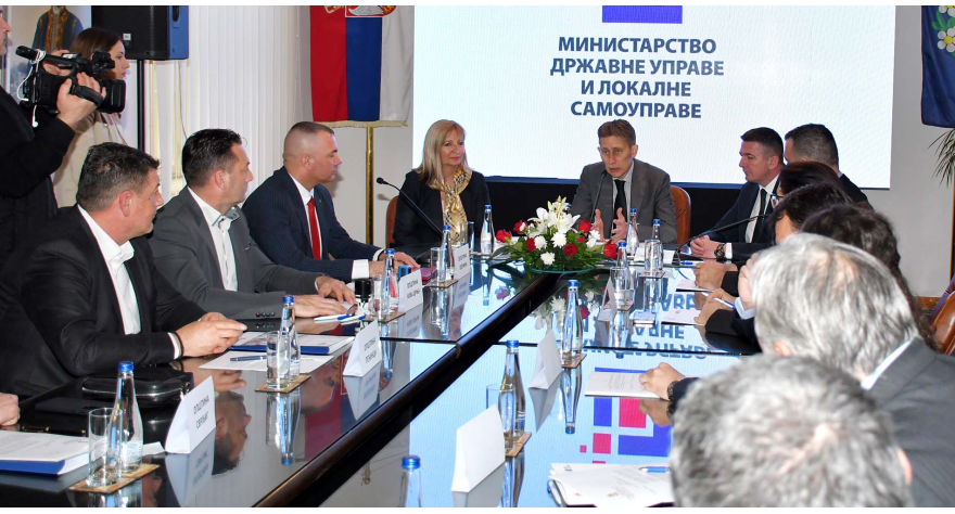 Јединствено управно место грађанима штеди и време и новац