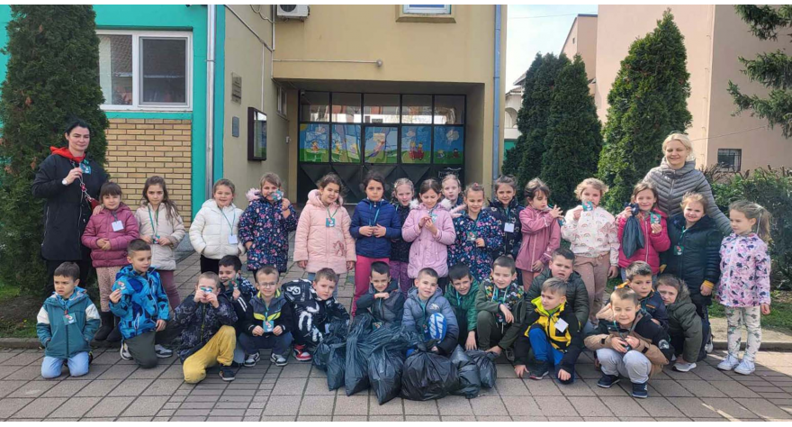 Пећиначки предшколци заврнули рукаве